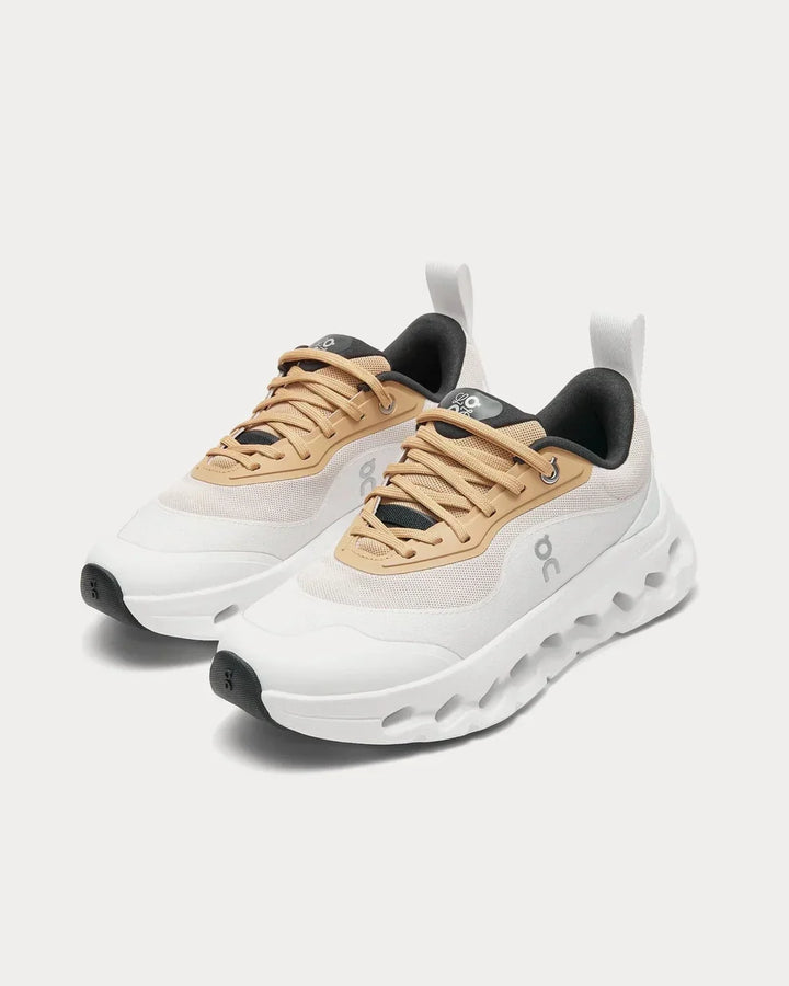 AeroLume CloudKnit Tech Runner – Tan & White Lightweight Performance Sneaker